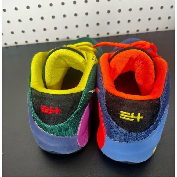 Boys Nike zoom freak 1 sneakers size 5Y - Picture 4 of 10